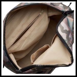 T-Shirt & Jeans Bags - T-SHIRT & JEANS LARGE SQUARE CAMOUFLAGE BACKPACK T-Shirt & Jeans Bags - T-SHIRT & JEANS LARGE SQUARE CAMOUFLAGE BACKPACK